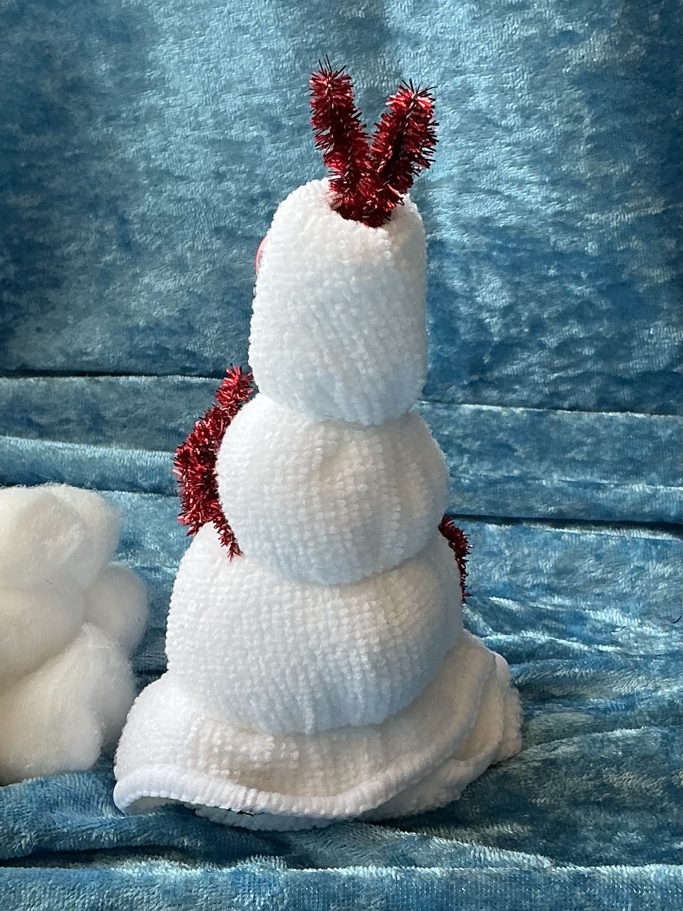 Magnet Otto der Schneemann aus einem weißen Mikrofaserlappen – Bild 2