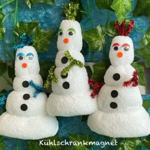 Magnet Otto der Schneemann aus einem weißen Mikrofaserlappen