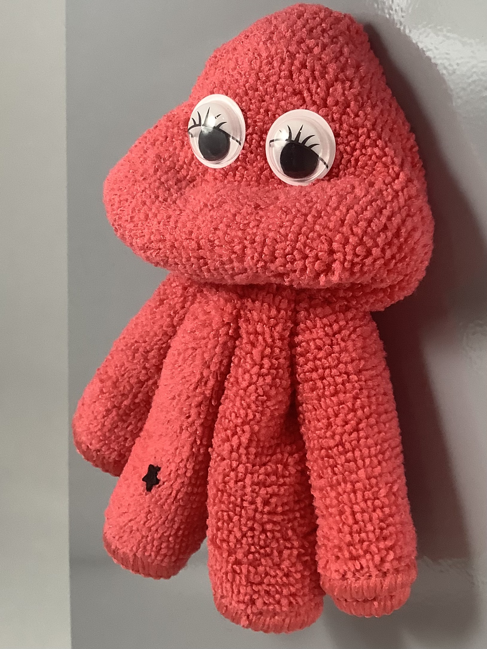 Magnet Markus, der Oktopus aus einem Mikrofaserlappen – Bild 2
