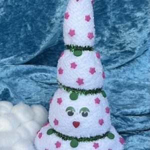 Weihnachtsbaum aus einem weißen Mikrofaserlappen